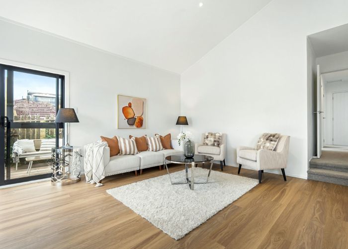  at 32A Bayview Road, Bayview, Auckland