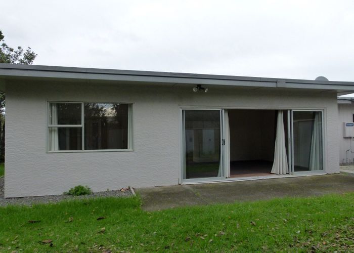  at A (Front)/16 Eruini Street, Waikanae Beach, Kapiti Coast, Wellington