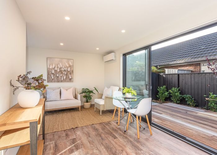  at 4/77 Deans Avenue, Riccarton, Christchurch
