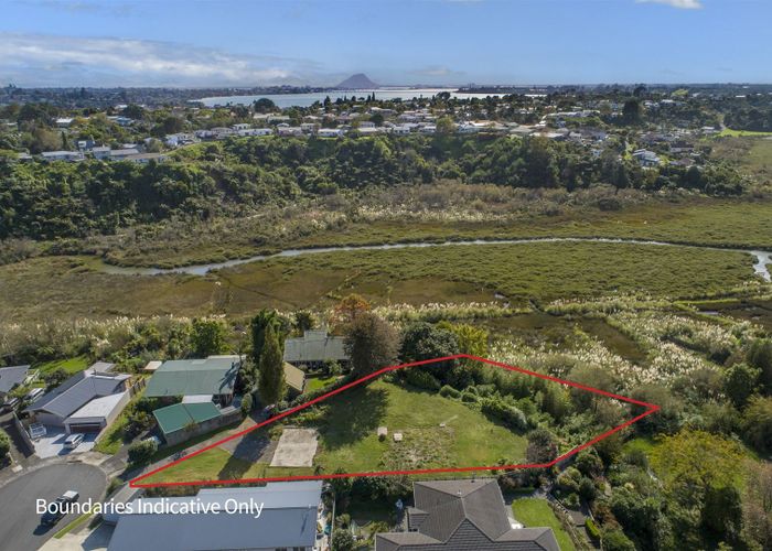  at 11B Waikare Place, Welcome Bay, Tauranga