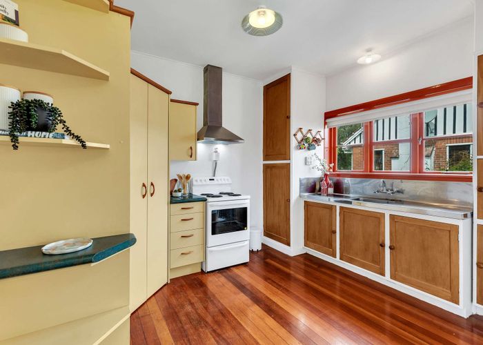  at 174 Cook Street, West End, Palmerston North