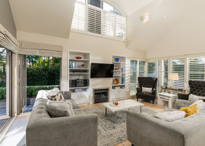  at 7 Centennial Place, Campbells Bay, Auckland