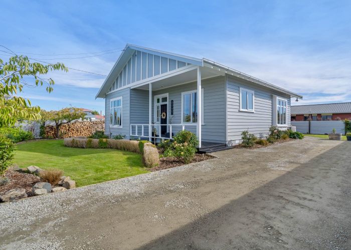  at 44 Queen Street, Winton, Winton