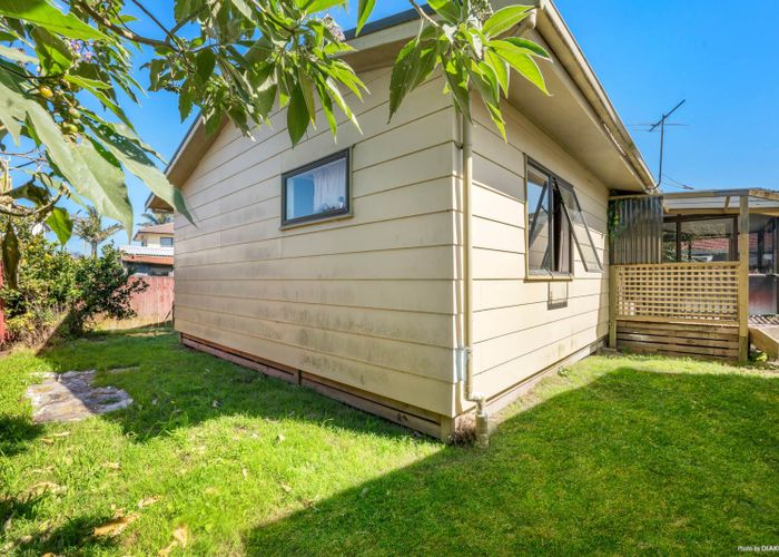  at 1/28 Caspar Road, Papatoetoe, Auckland