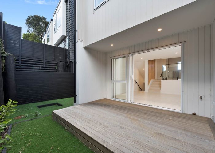  at 9/667 Great North Road, Grey Lynn, Auckland City, Auckland
