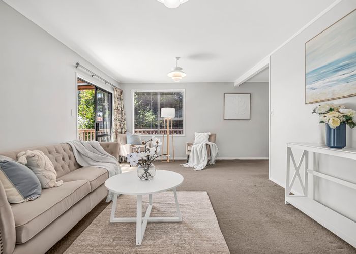  at 7 Panzic Place, Glen Eden, Waitakere City, Auckland