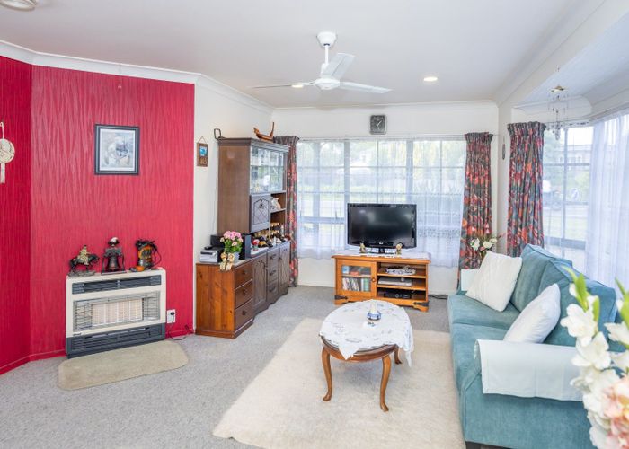  at 1184 River Road, Flagstaff, Hamilton