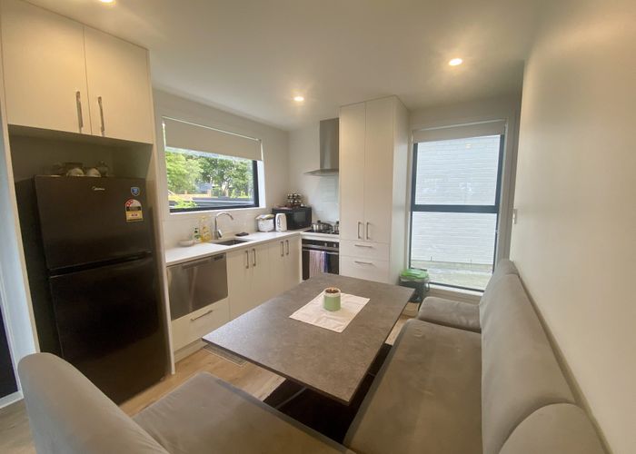  at 5/168 Rosebank Road, Avondale, Auckland