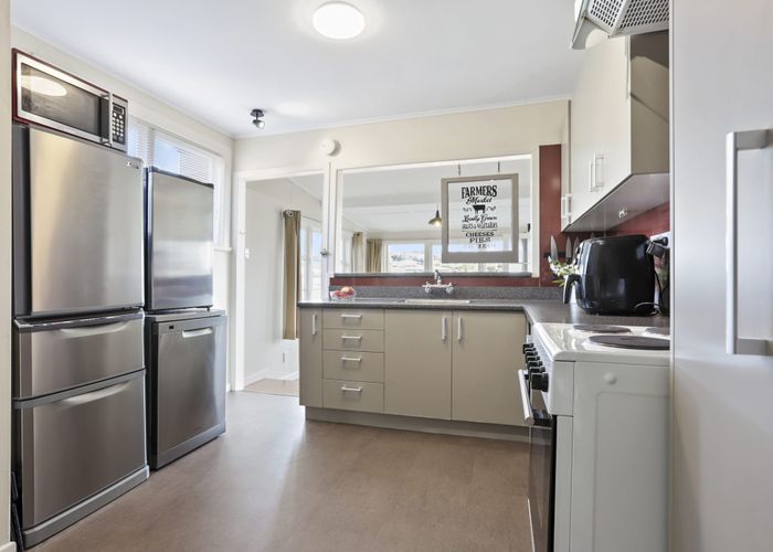  at 86 Colwill Road, Massey, Auckland