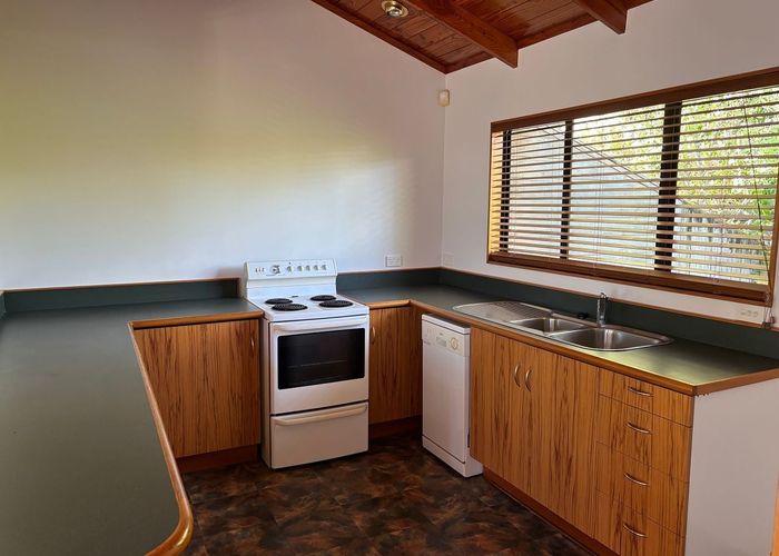  at 39A Waipuia Place, Greenhithe, North Shore City, Auckland