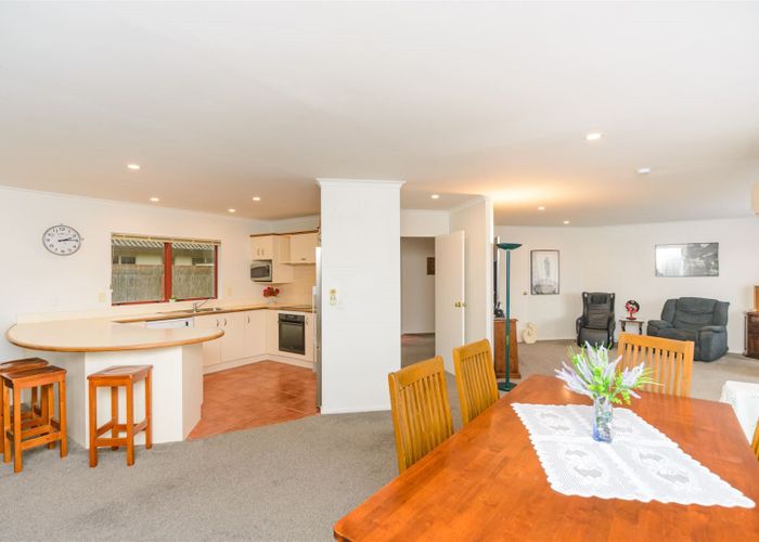  at 21 Parnell Heights Drive, Kelvin Grove, Palmerston North