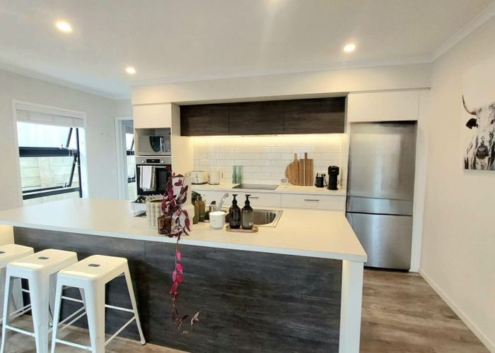  at 12 Lily Way, Pyes Pa, Tauranga