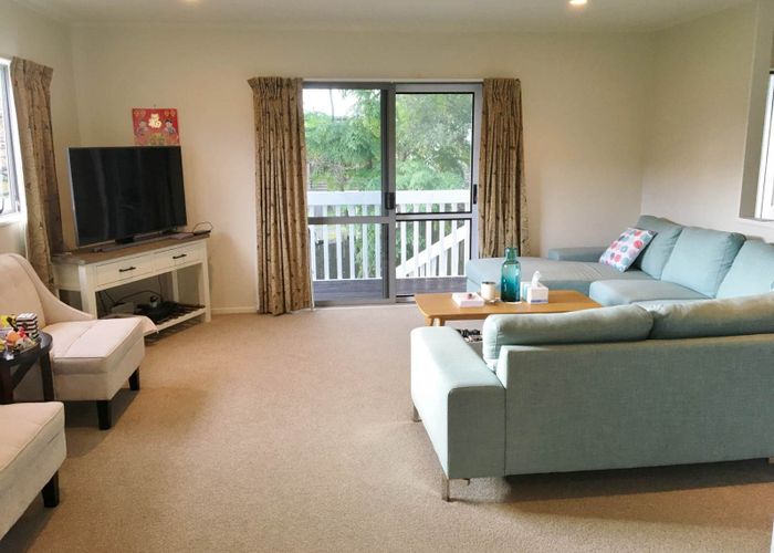  at 6B Greenridge Court, Glenfield, North Shore City, Auckland