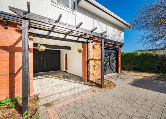  at 10 Kakariki Grove, Waikanae, Waikanae