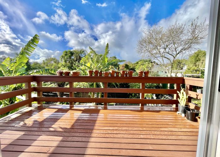  at 23 Robert Burke Place, Henderson, Waitakere City, Auckland