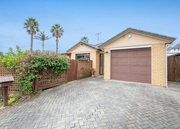  at 4 Red Hibiscus Road, Stanmore Bay, Whangaparaoa
