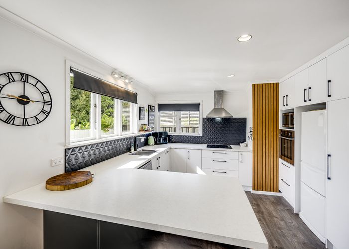  at 15a Devon Street, Taradale, Napier, Hawke's Bay