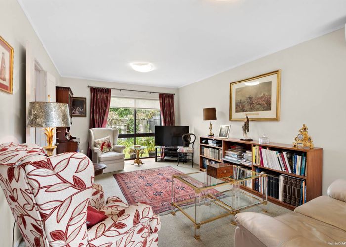  at 5 Balmer Lane, Mount Eden, Auckland