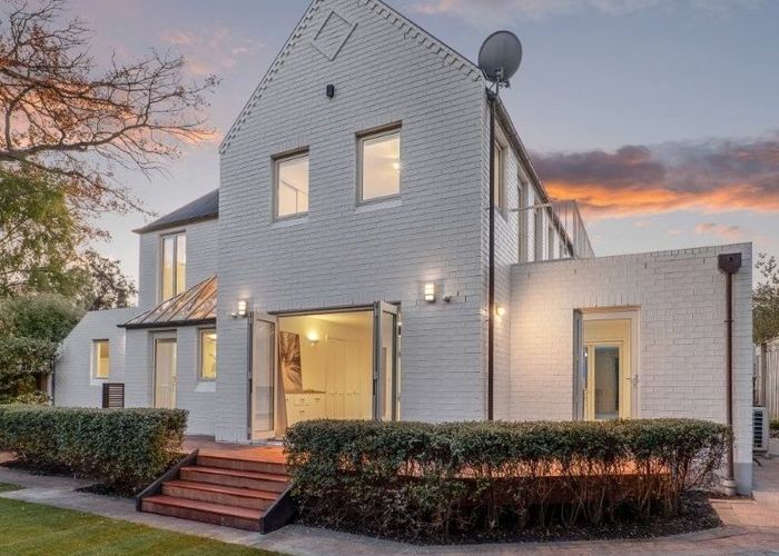  at 32 Wai-Iti Terrace, Burnside, Christchurch