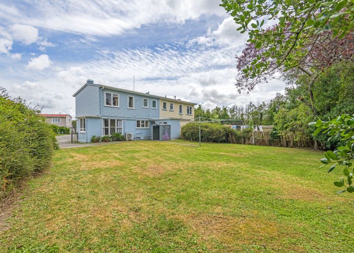  at 8 Renfrew Place, Highbury, Palmerston North, Manawatu / Whanganui