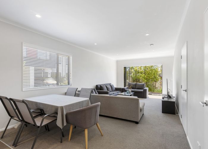  at 1 Tahuhu road, Mount Wellington, Auckland