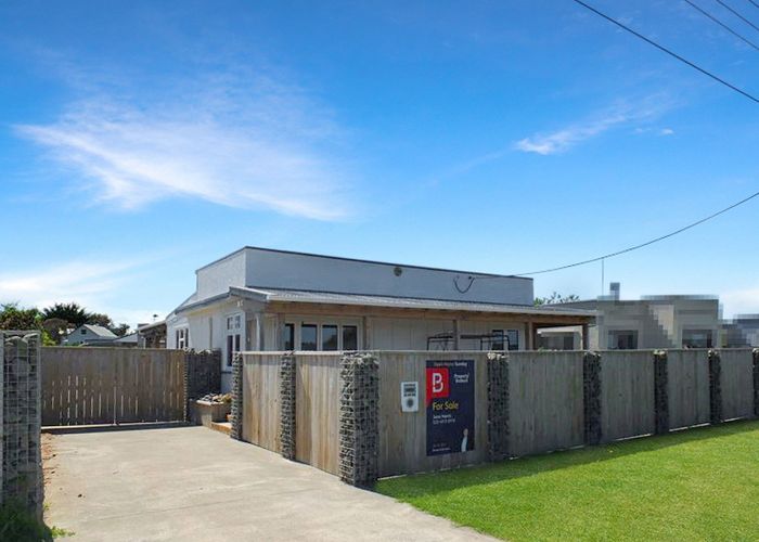  at 51 Nash Parade, Foxton Beach, Horowhenua, Manawatu / Whanganui