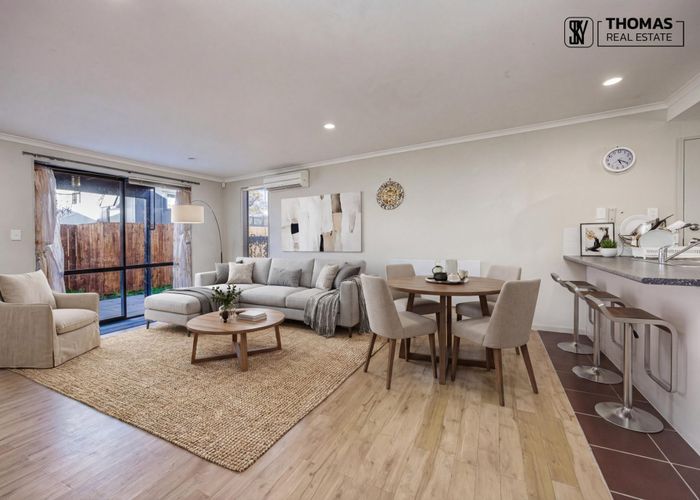  at 14 Secoia Crescent, Mangere, Manukau City, Auckland