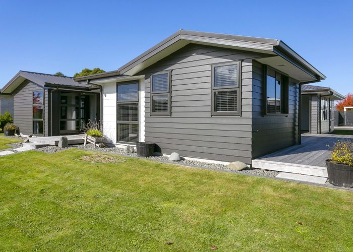  at 3 Bastille Court, Rangatira Park, Taupo