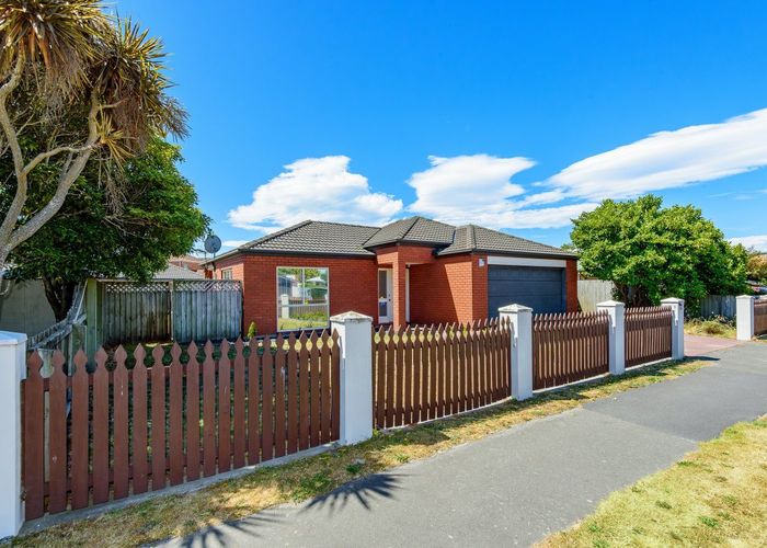  at 56 Beach Road, North New Brighton, Christchurch