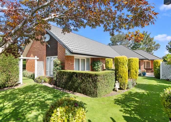  at 5 Amesbury Mews, Avonhead, Christchurch