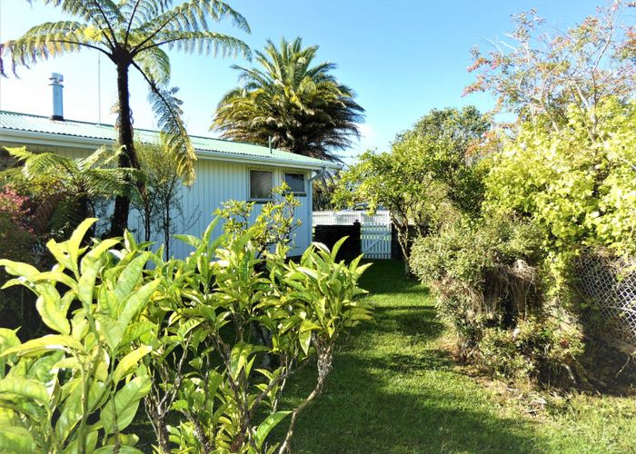  at 2 Stewart Street, Waimangaroa