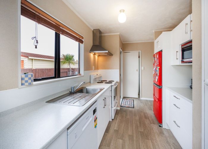  at 5 Cargill Grove, Kelvin Grove, Palmerston North