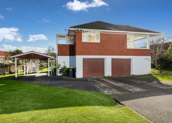  at 1 Marsh Avenue, Forrest Hill, North Shore City, Auckland