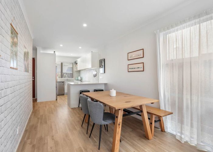 at 31 Samuel Cassidy Avenue, Swanson, Auckland