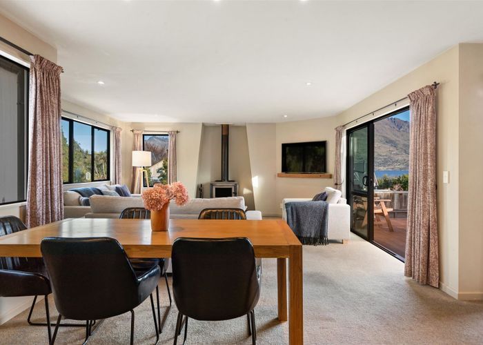  at 31 Cedar Drive, Kelvin Heights, Queenstown