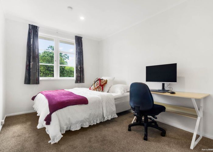  at 4/65 Ferndale Road, Mount Wellington, Auckland