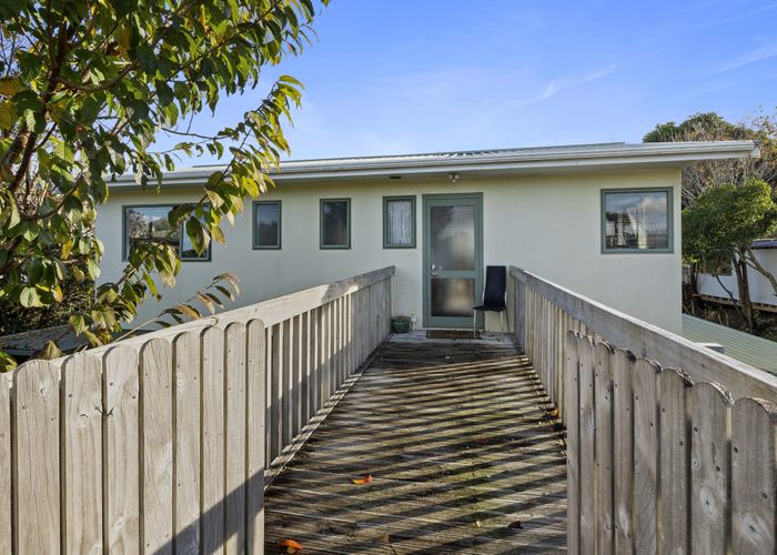  at 142 Seaview Road, Westown, New Plymouth
