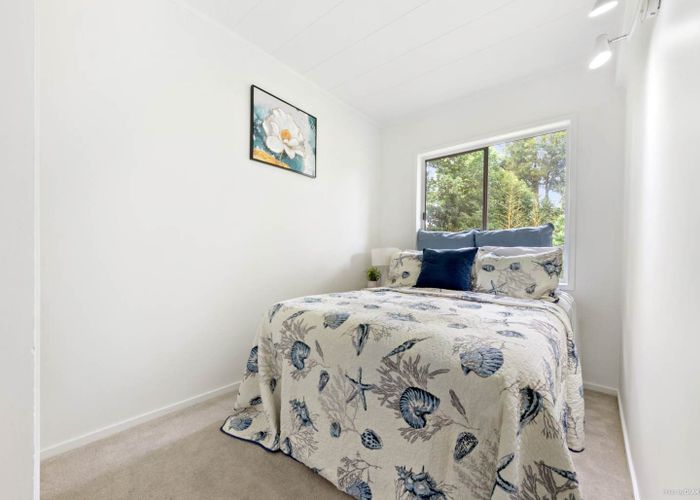  at 11/66 Astley Avenue, New Lynn, Waitakere City, Auckland