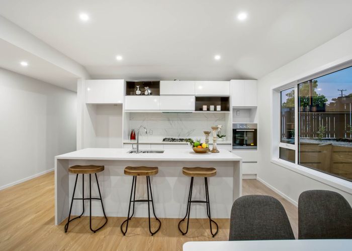  at 12 Reserva Crescent, Kumeu