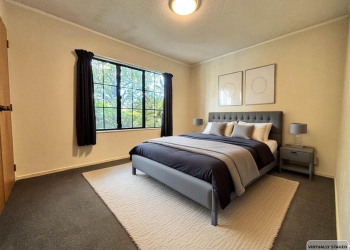  at 18 Sunward Rise, Glenfield, North Shore City, Auckland