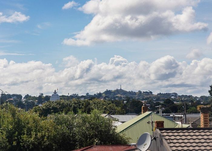  at 103A Saint Lukes Road, Mount Albert, Auckland City, Auckland