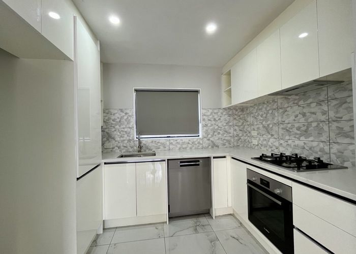  at 8/3 Arran Street, Avondale, Auckland City, Auckland