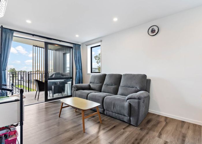 at 12/45 Cessna Crescent, Mangere, Manukau City, Auckland