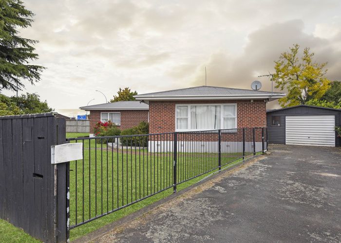  at 78 Claude Street, Fairfield, Hamilton