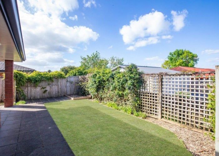  at 7 Eclipse Rise, Flagstaff, Hamilton