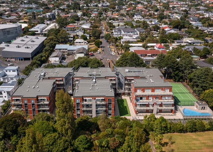  at 4 Wagener Place, Mount Albert, Auckland City, Auckland