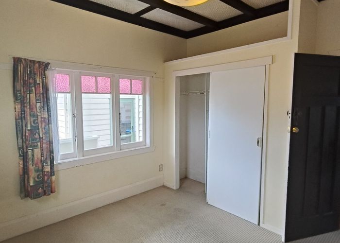  at 2/14 Panorama, Mount Wellington, Auckland City, Auckland