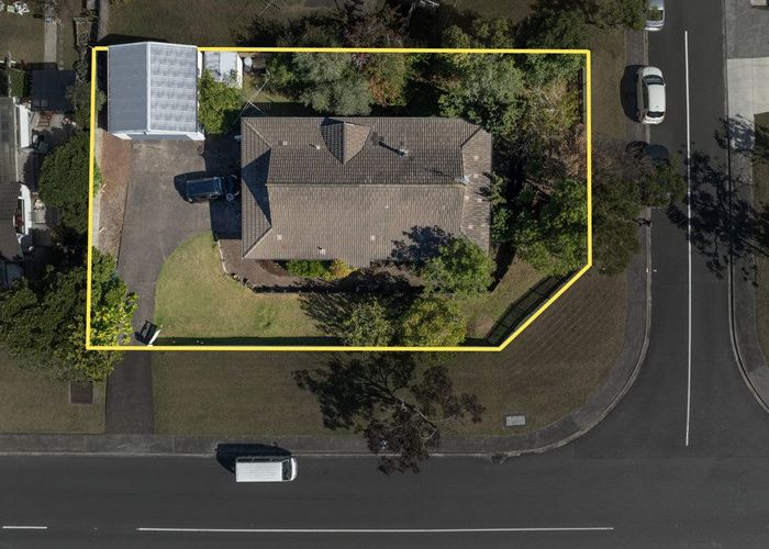  at 32 Moire Road, Massey, Waitakere City, Auckland