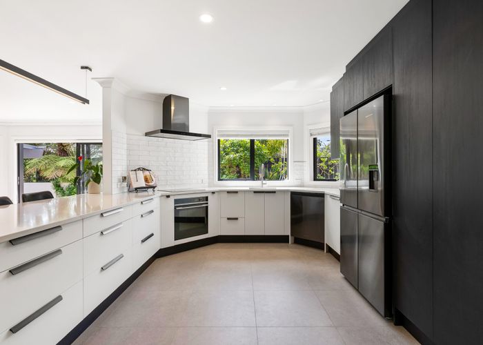  at 3 Traffic Road, Greenhithe, North Shore City, Auckland