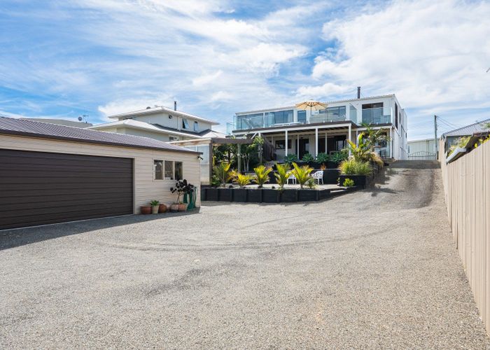  at 8 Roore Street, Foxton Beach, Horowhenua, Manawatu / Whanganui